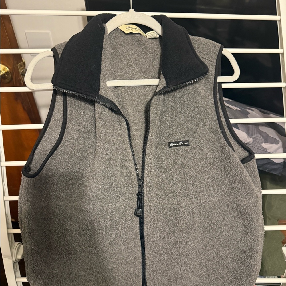 Eddie Bauer Gray and Black Fleece Vest - Zip Front